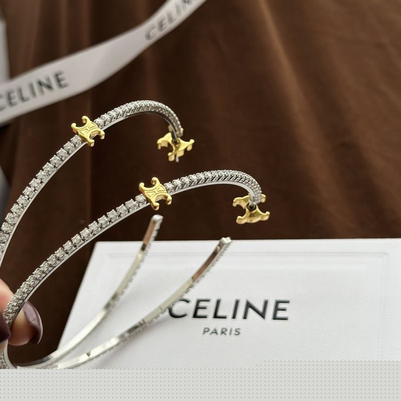 Ce**e earrings